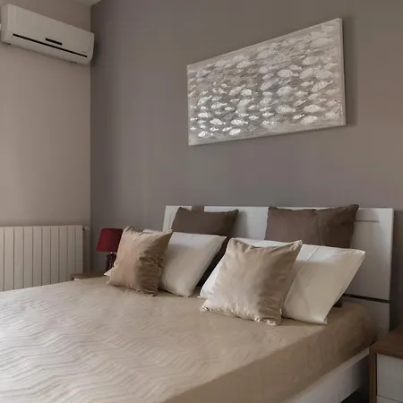 Siculi Hortis Sea - - Jacuzzi - Air Conditioning - Free Parking - Video Surveillance & Alarm System Altavilla Milicia