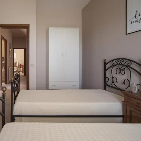Siculi Hortis Sea - - Jacuzzi - Air Conditioning - Free Parking - Video Surveillance & Alarm System