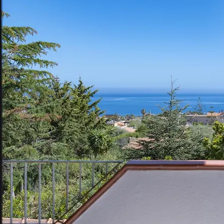 Siculi Hortis Sea - - Jacuzzi - Air Conditioning - Free Parking - Video Surveillance & Alarm System