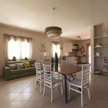 Siculi Hortis Sea - - Jacuzzi - Air Conditioning - Free Parking - Video Surveillance & Alarm System *