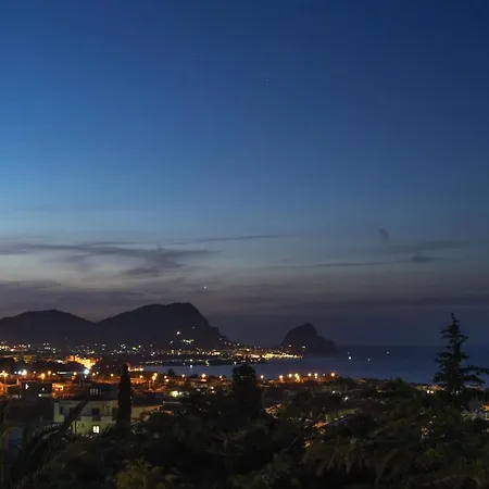 Siculi Hortis Sea - - Jacuzzi - Air Conditioning - Free Parking - Video Surveillance & Alarm System 빌라 알타빌라밀리치아